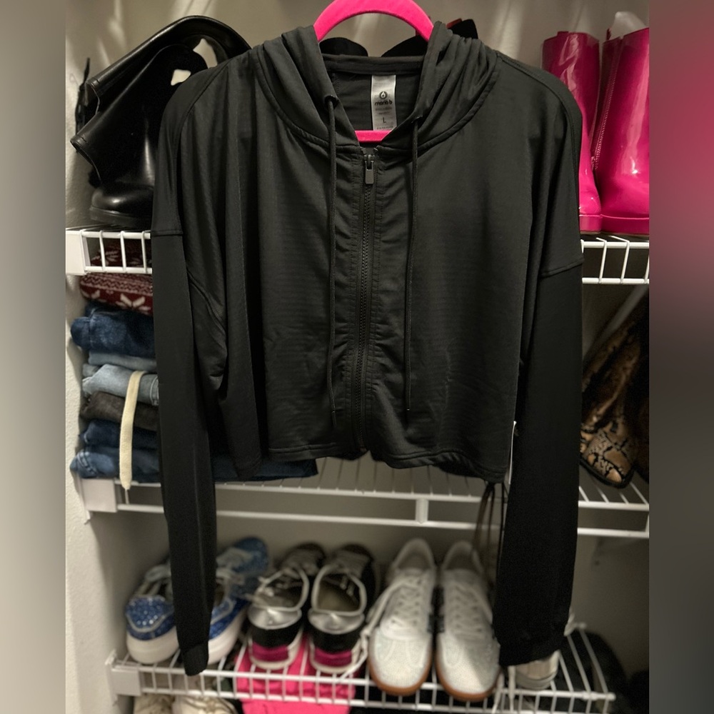 NWT Mono B Black women’s crop hoodie! Just in!